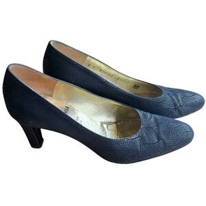 $300 VTG BRUNO MAGLI Italian Black Embossed Leather Pumps Designer Shoe SZ US 6B